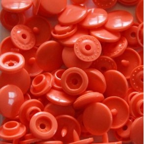 Trykknapper i plast - Runde - Fersken