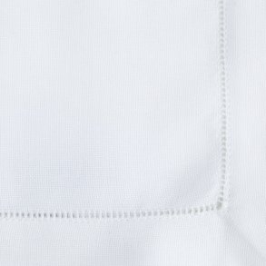 Serviet i stof med hulsm - Hvid