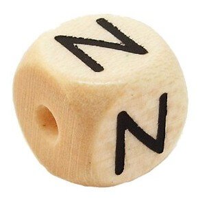 Bogstavperle i tr� 10 mm N