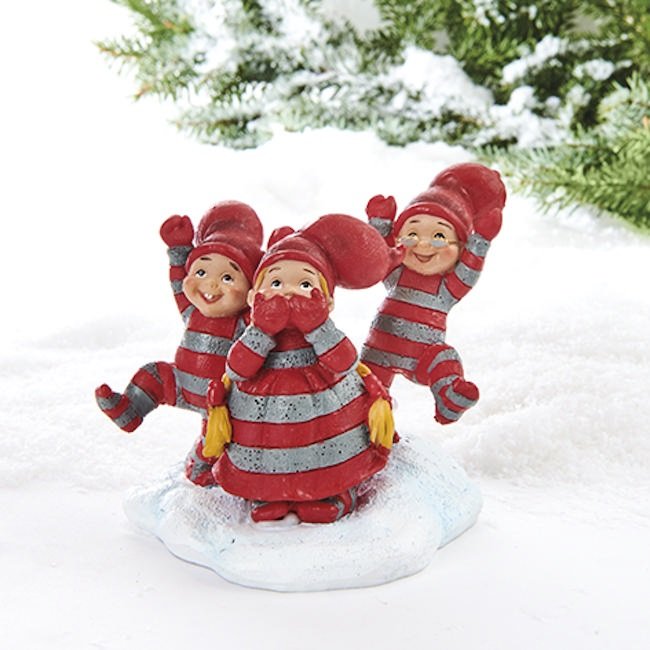 Pobra babynisser med 3 nisser i sneen