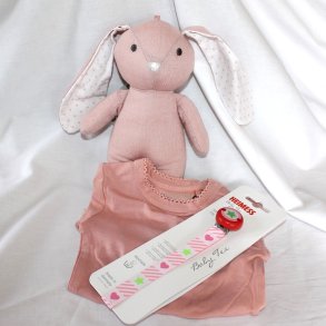 Babypakke til pige, Nr. 140