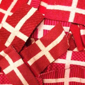 1 stk. strikket Dannebrogs flag