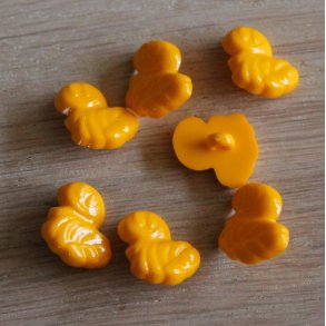 7 stk. Knapper i plast-Gul-And