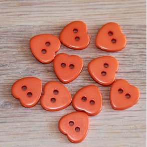 10 stk. Knapper i plast-Orange-hjerte
