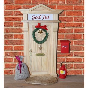 Nissedr i tr-natur med tilbehr