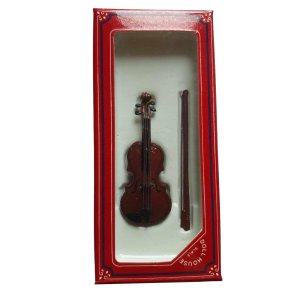 Violin i tr til nissen